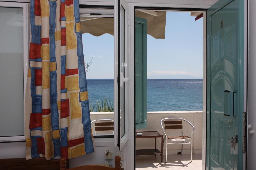 Akrogiali Hotel Plomari ห้อง รูปภาพ